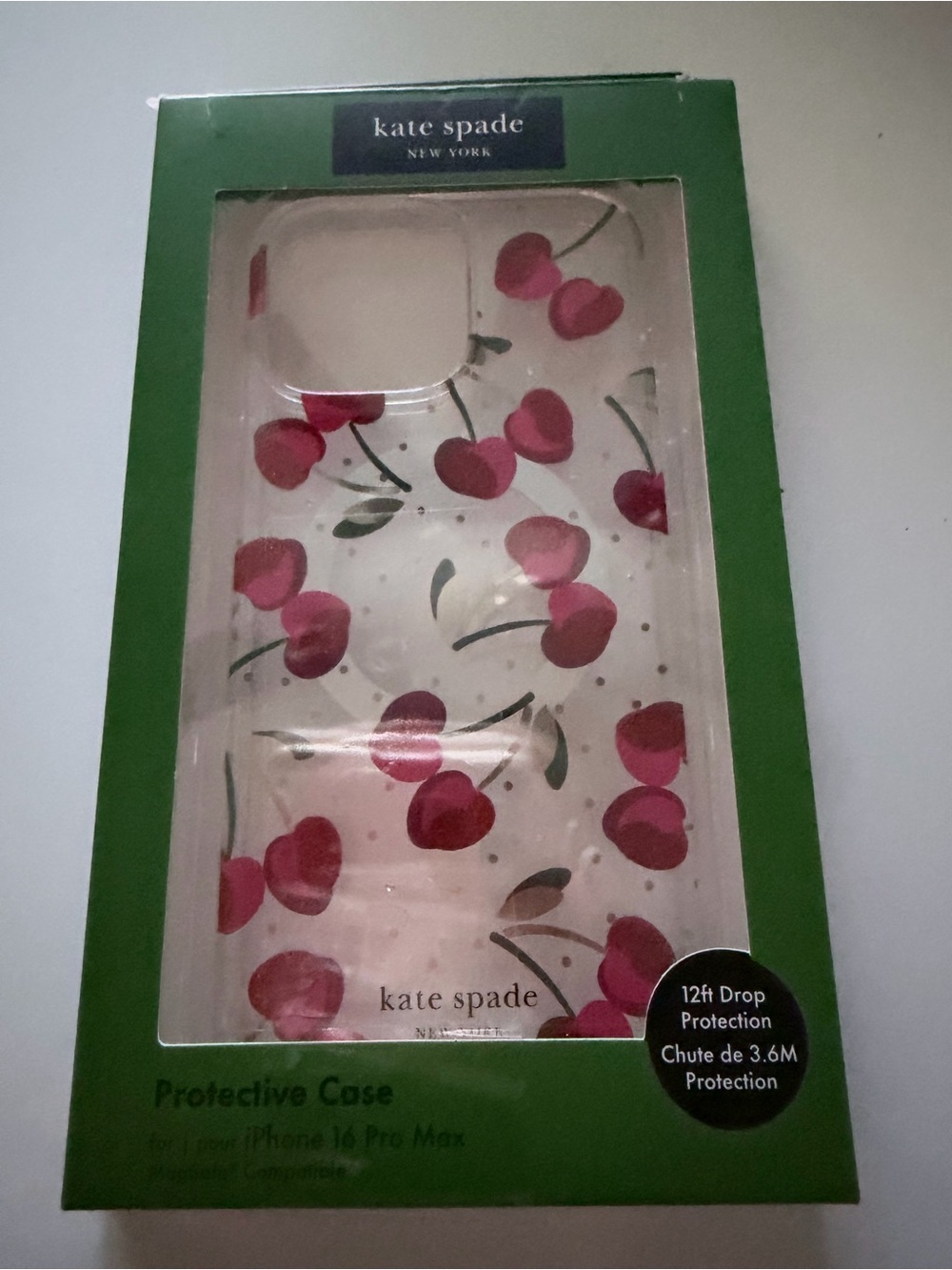 Kate Spade Protective CasKate Spade Protective Case for iPhone 16 Pro Max Cherry